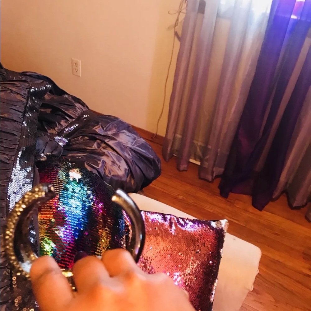 Bracelet - Picture 2 of 2
